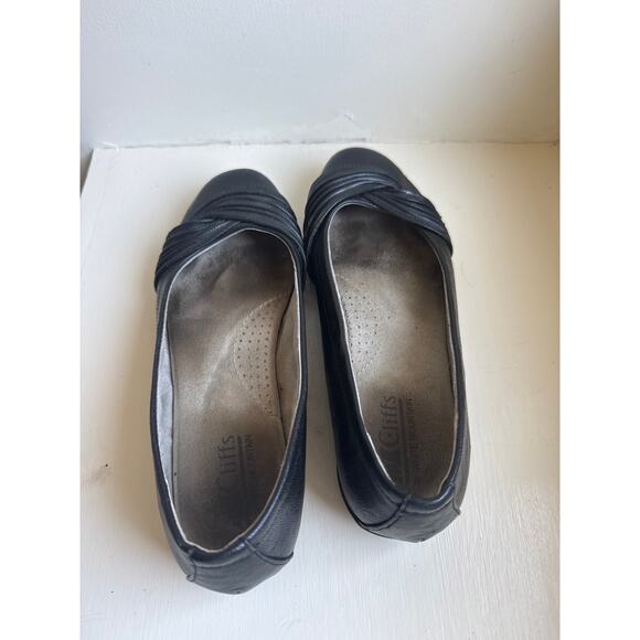CLIFFS BY WHITE MOUNTAIN 8 Women's Hilt Comfort Flats - Picture 2 of 5